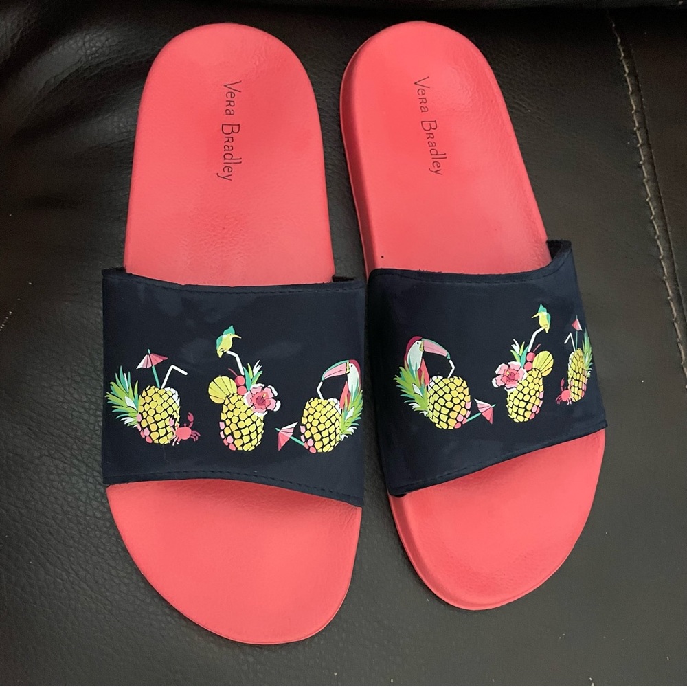 Vera Bradley Pink Slides with Navy Blue Strap 7/8